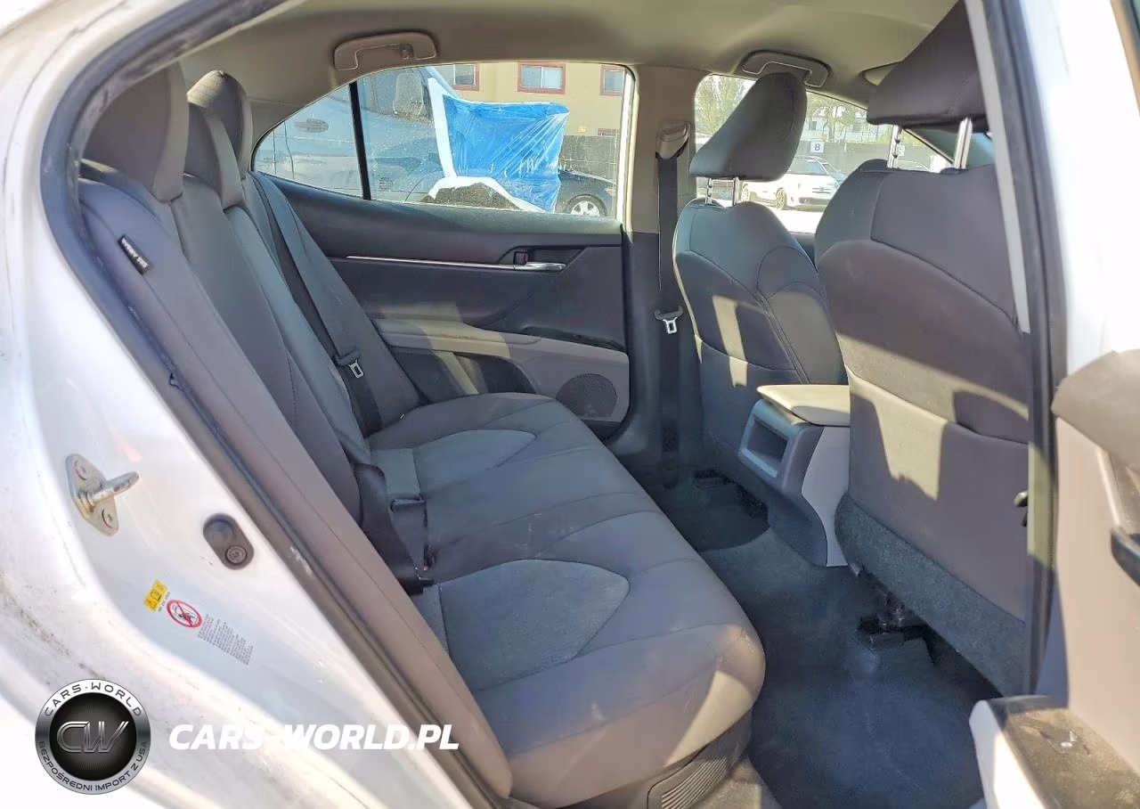 2019 Toyota Camry Hybrid Le VIN:4T1B31HK0KU007016 - 10