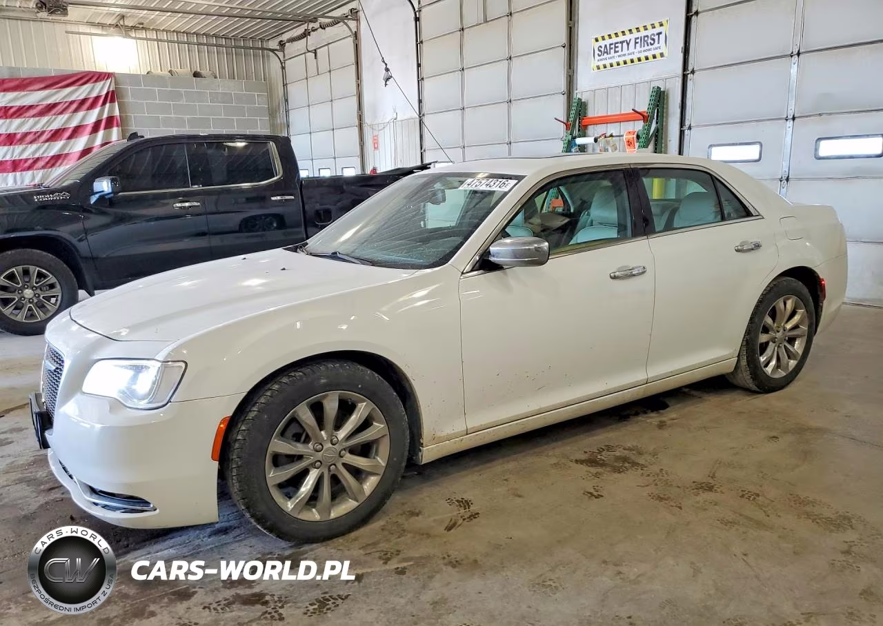 2018 Chrysler 300 Limited
