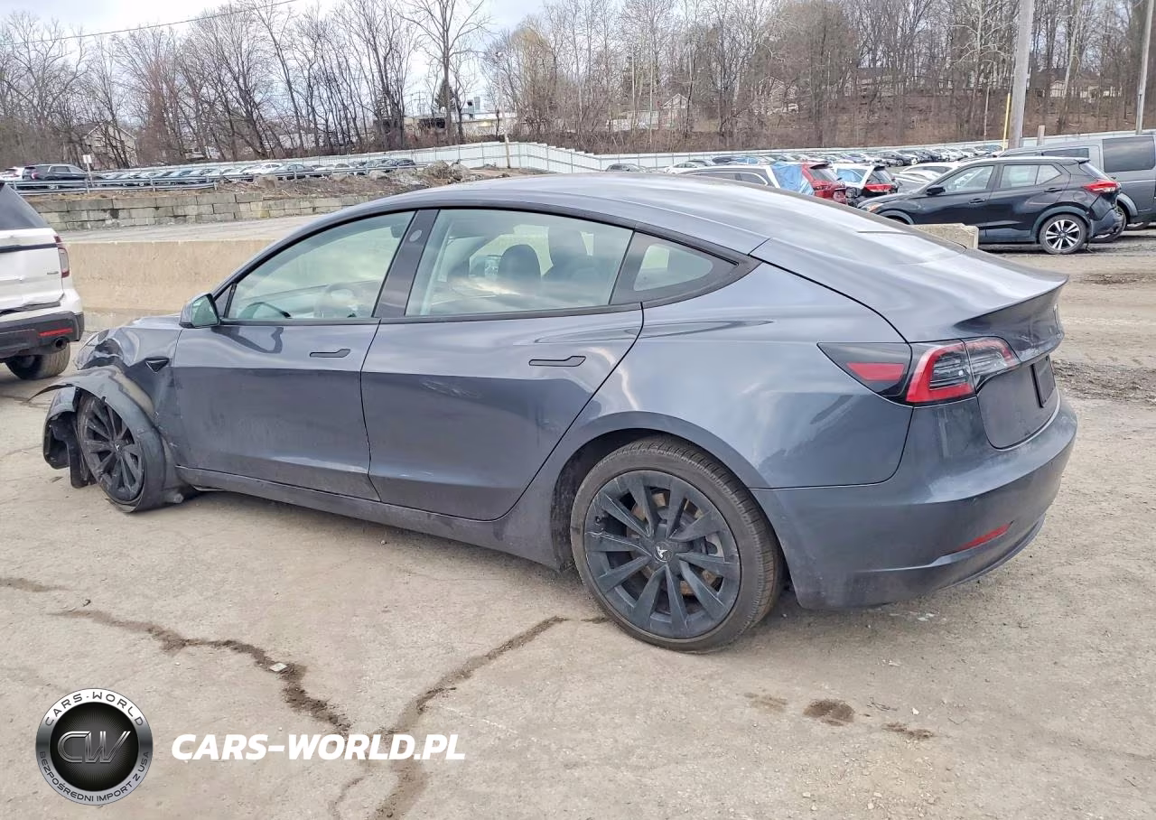 2022 Tesla Model 3 VIN:5YJ3E1EB2NF285811 - 2