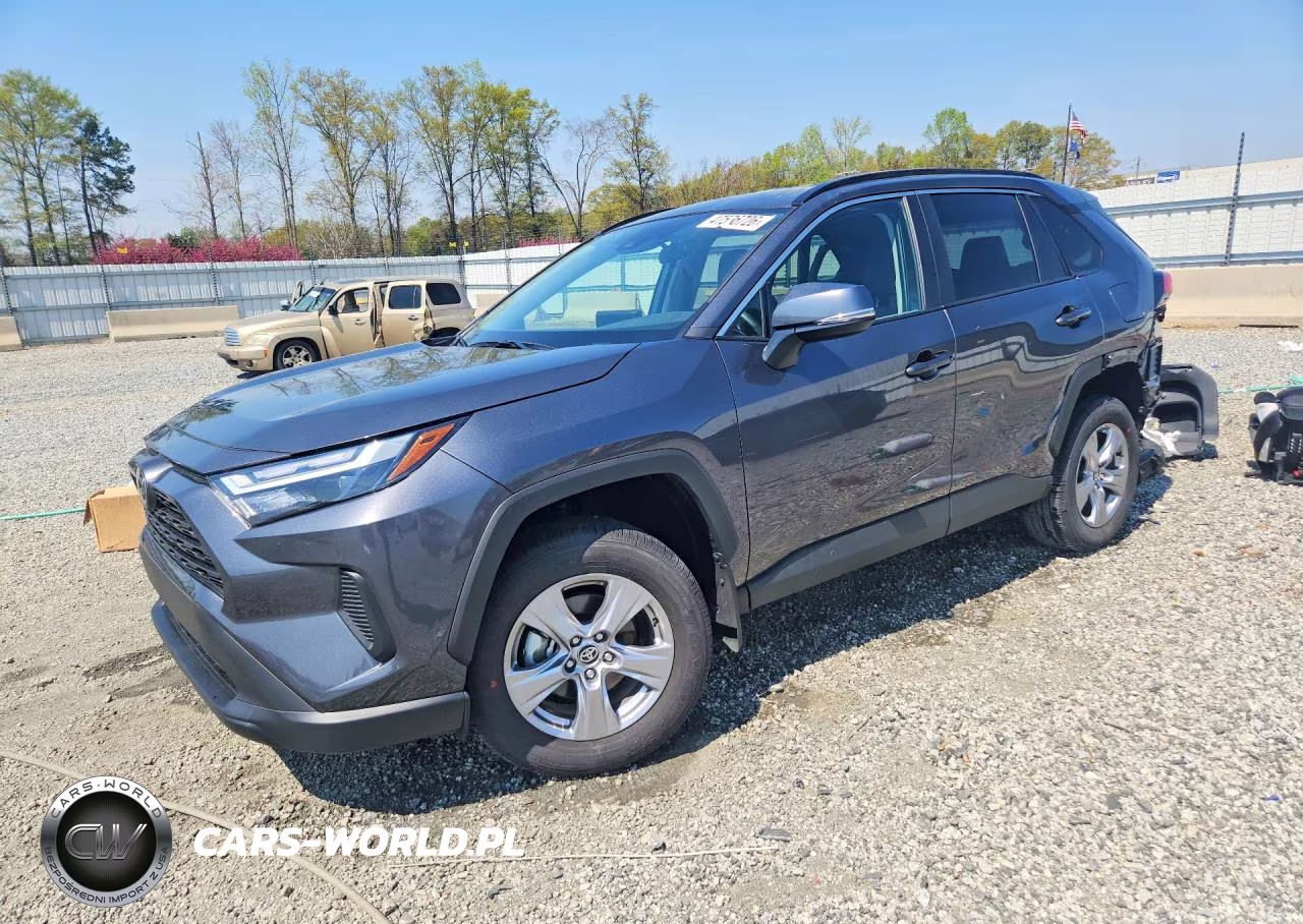 2025 Toyota Rav4 Xle – zdjęcie 1 z 13