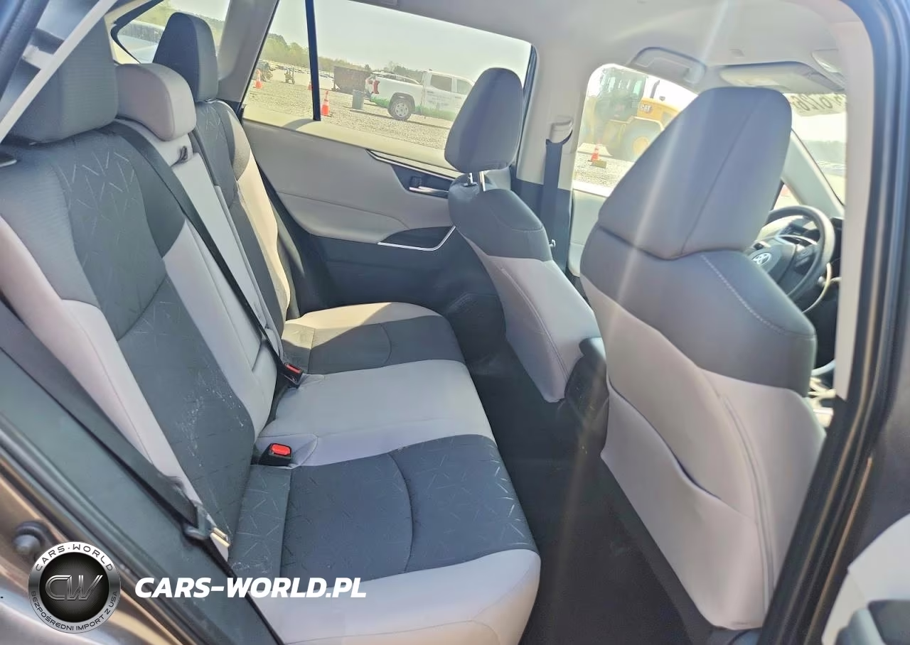 2025 Toyota Rav4 Xle VIN:2T3W1RFV7SC355312 - 10