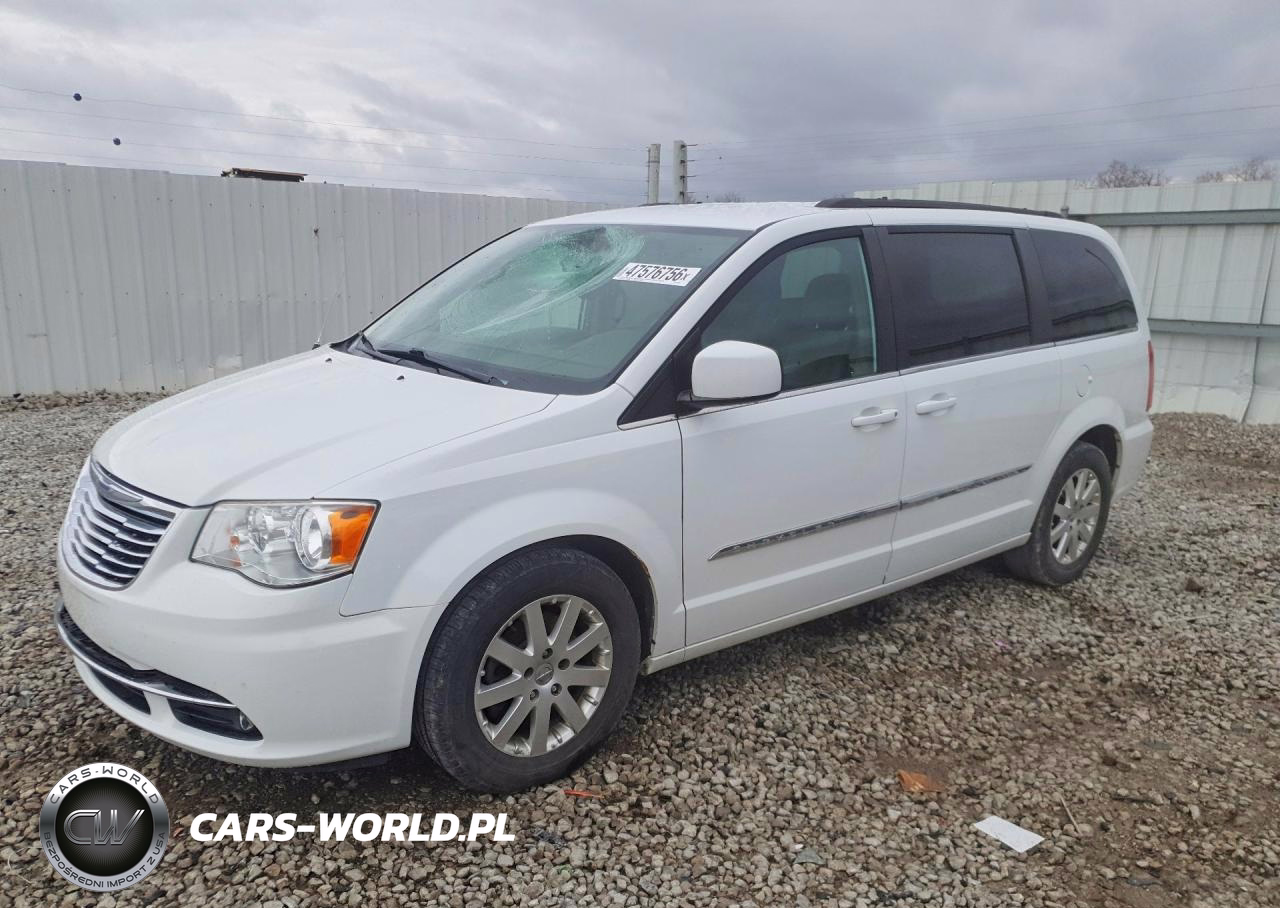 2016 Chrysler Town & Country Touring