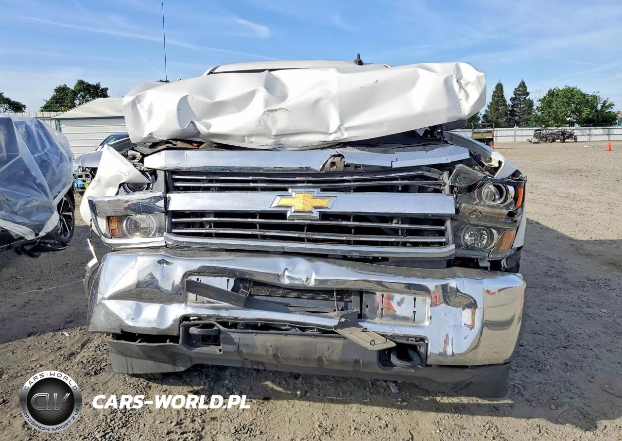 2017 Chev Silverado C1500 Heavy Duty VIN:1GC0CUEG0HZ330409 - 5