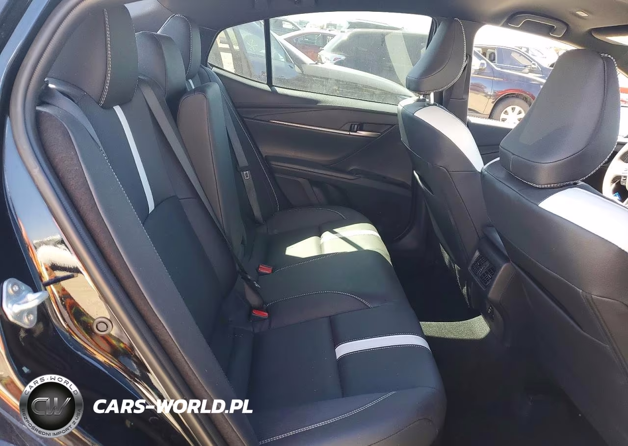 2025 Toyota Camry Se VIN:4T1DAACK7SU204173 - 10