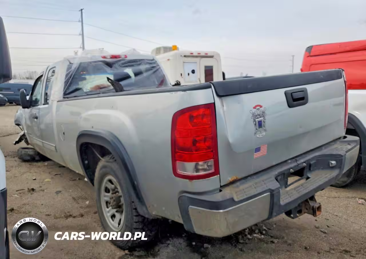 2013 Gm Heavy Duty Trucks VIN:1GT523C84DZ208869 - 2