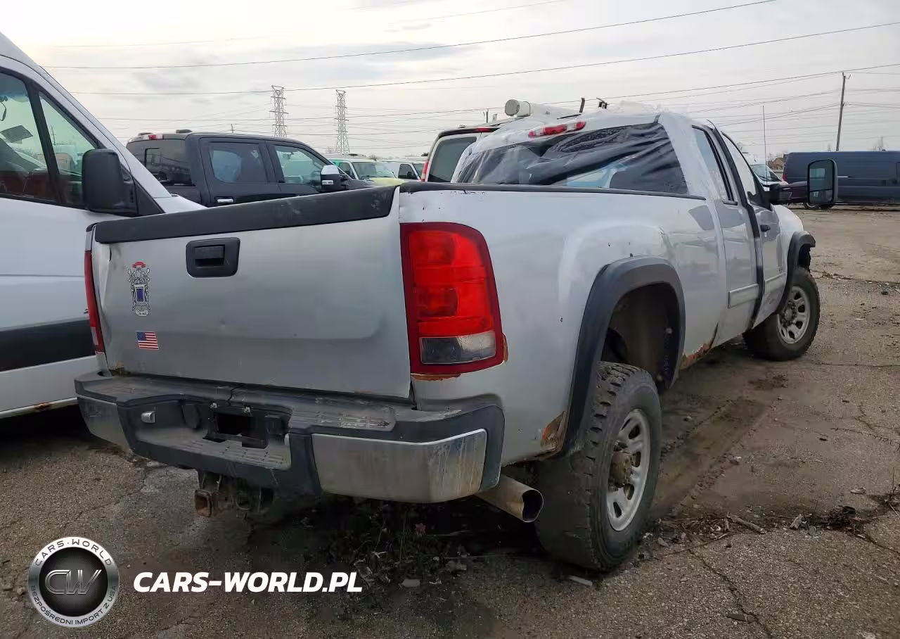 2013 Gm Heavy Duty Trucks VIN:1GT523C84DZ208869 - 3