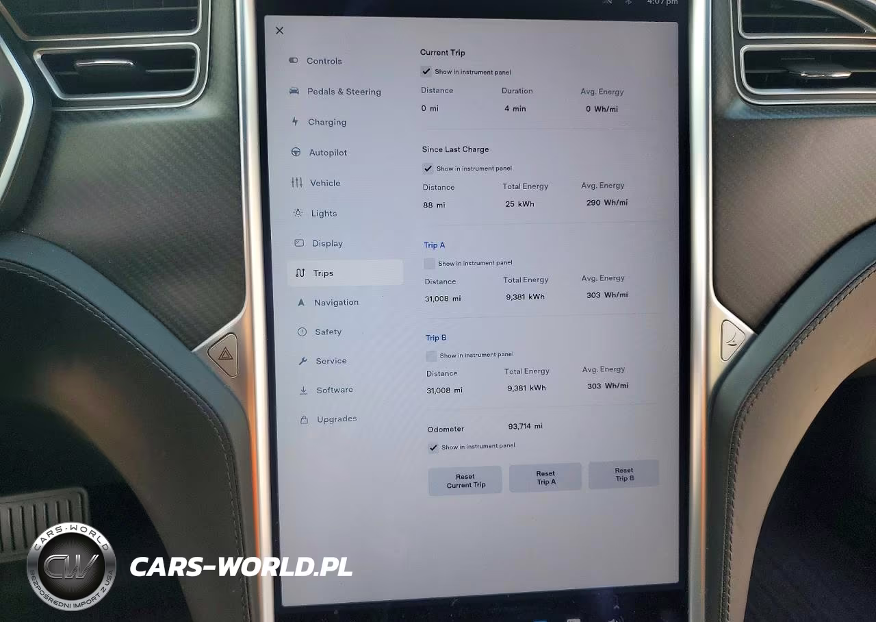 2017 Tesla Model S VIN:5YJSA1E1XHF193428 - 9