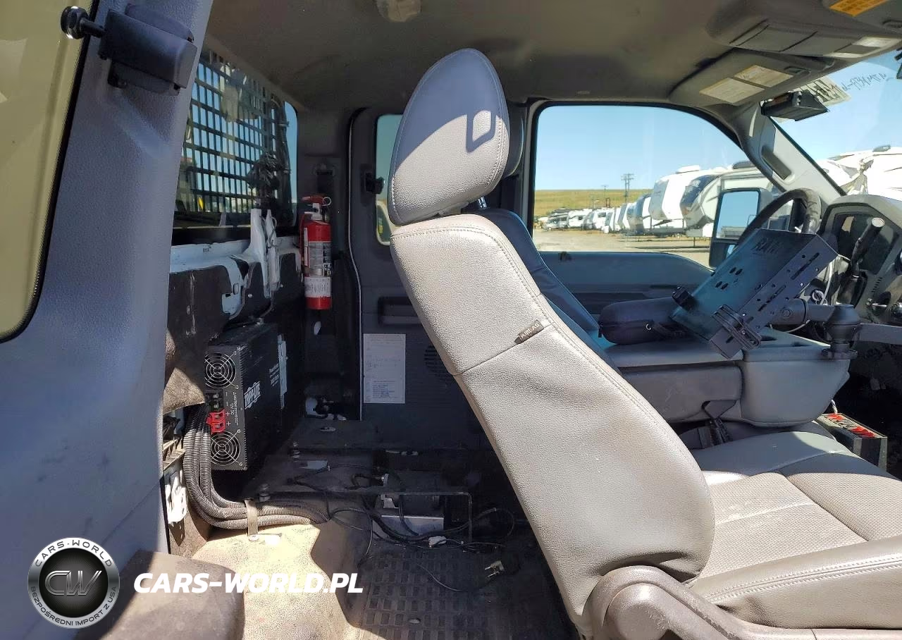2014 Ford F350 Super Duty VIN:1FD8X3B62EEB29557 - 10