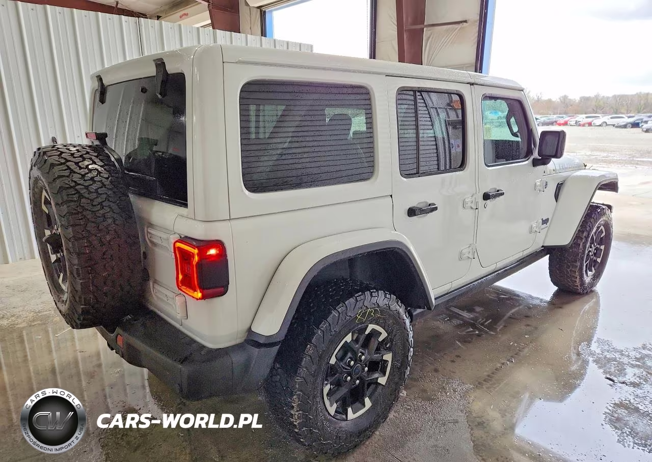 2024 Jeep Wrangler Rubicon 4Xe VIN:1C4RJXR62RW200683 - 3