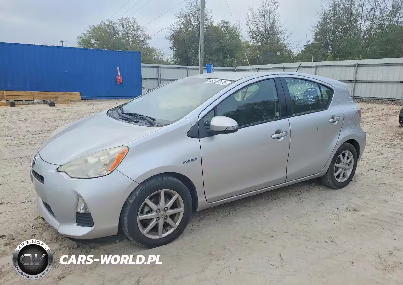 2013 Toyota Prius C Three