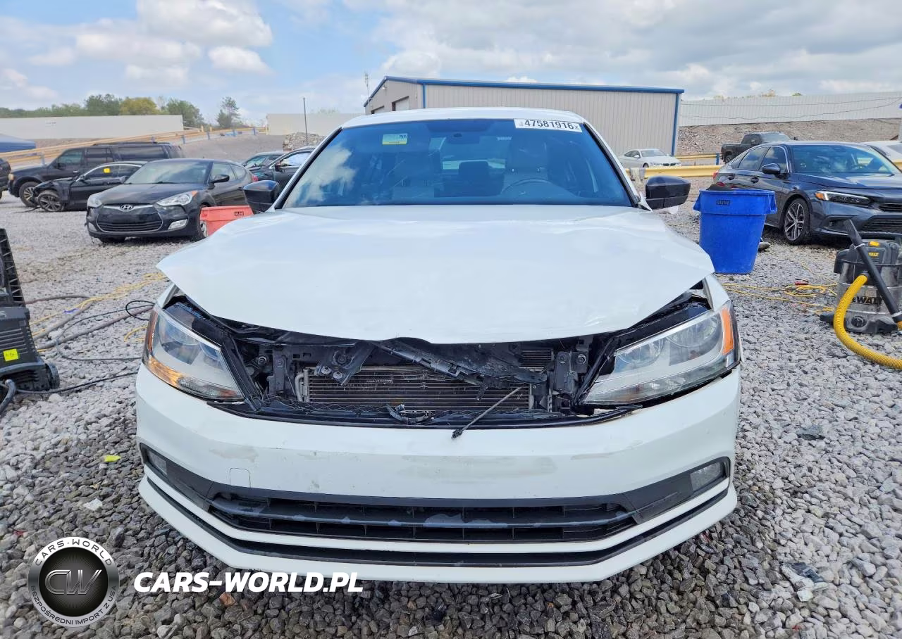 2016 Volkswagen Jetta Sport VIN:3VWD17AJ3GM414991 - 5