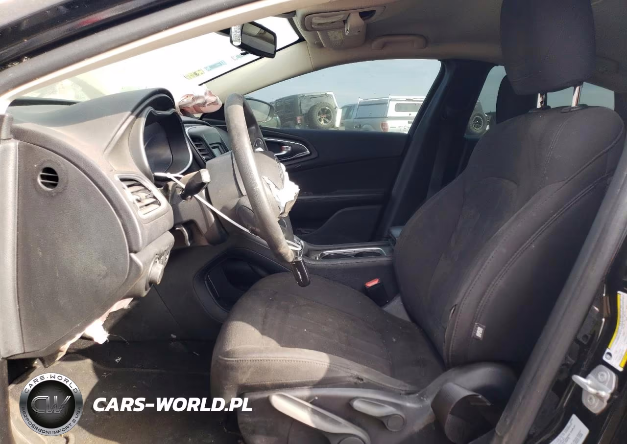 2015 Chrysler 200 Limited VIN:1C3CCCAB8FN702766 - 7