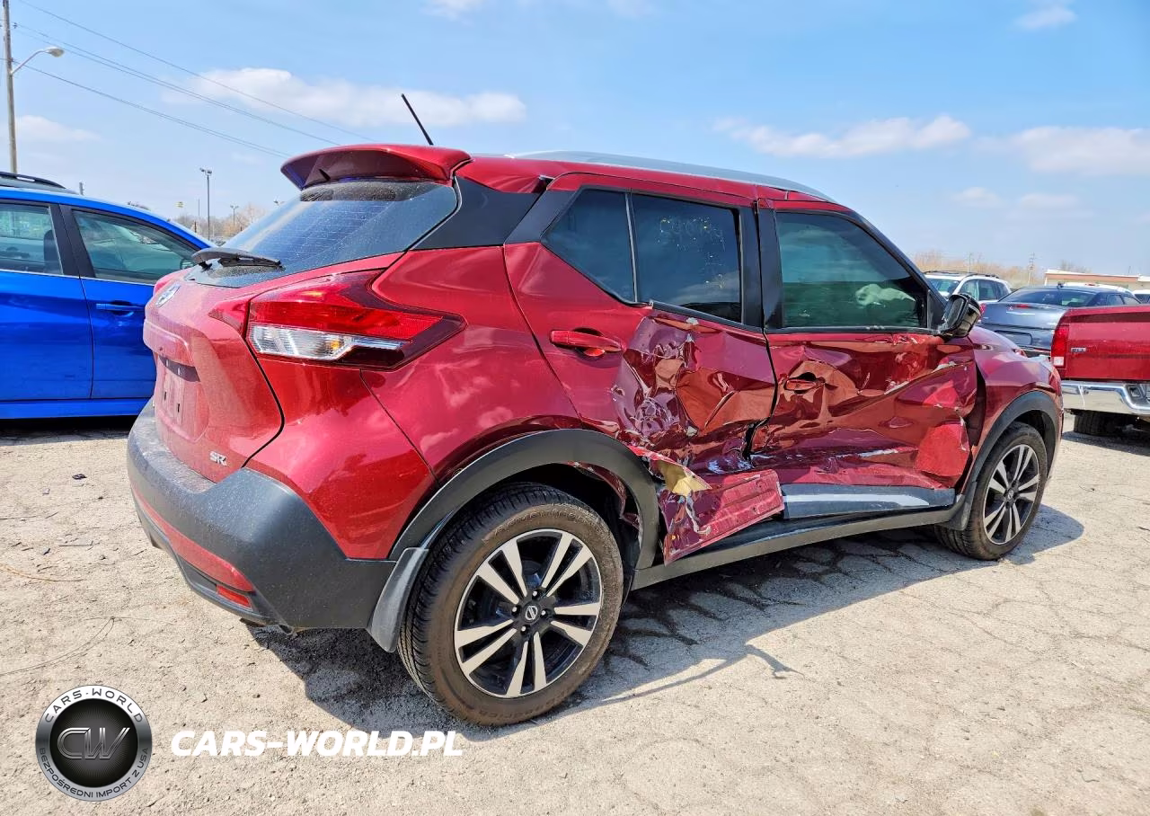 2018 Nissan Kicks Sr VIN:3N1CP5CU1JL540744 - 3