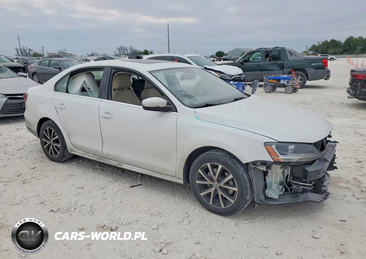 2017 Volkswagen Jetta Se VIN:3VWDB7AJ3HM321211 - 4