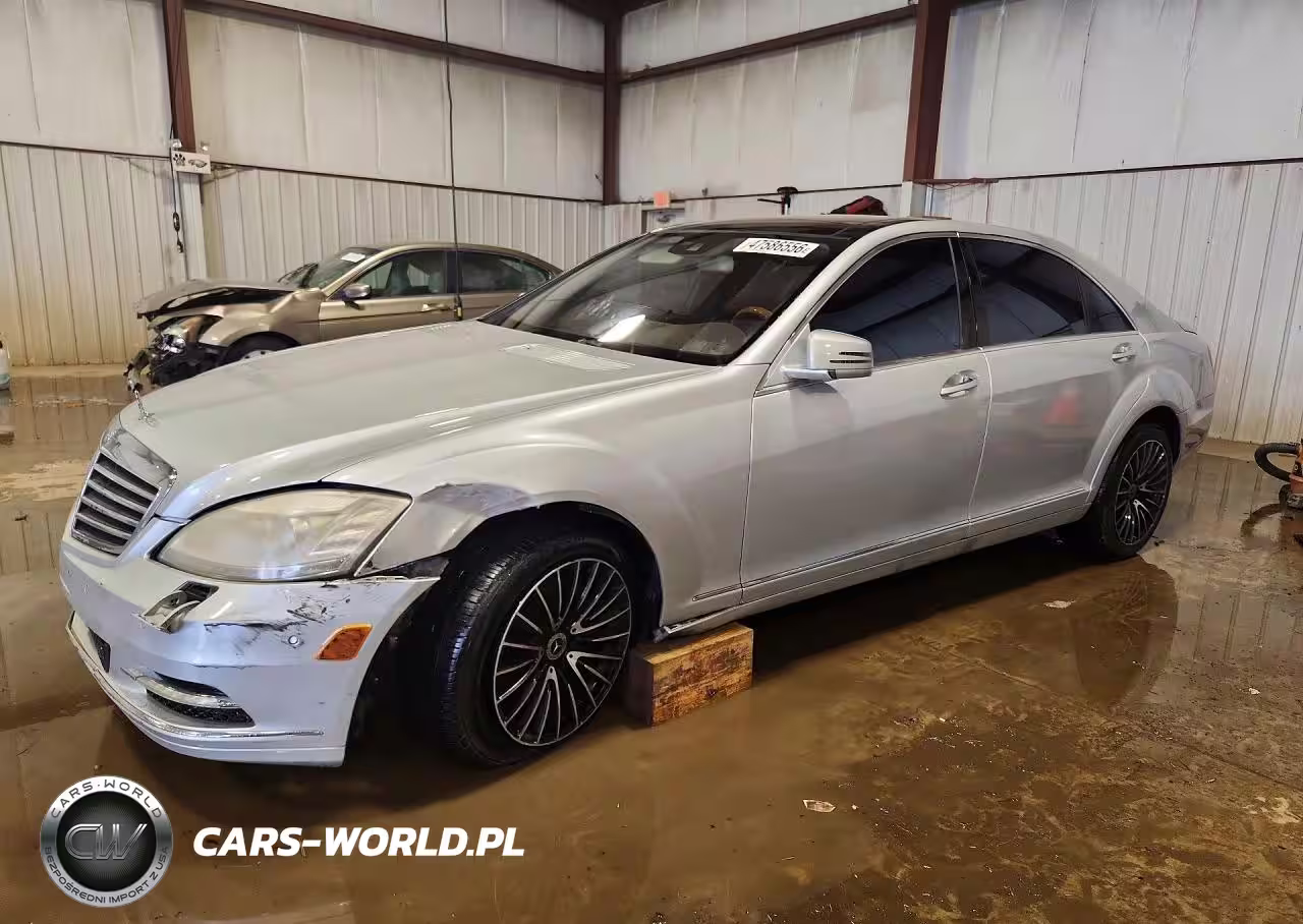 2010 Mercedes-Benz S 550 4Matic