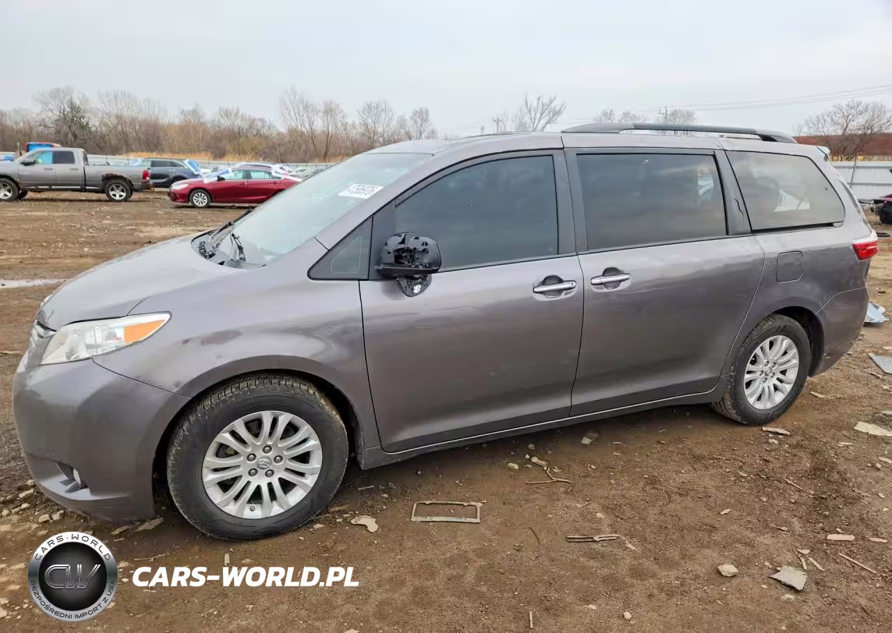 2017 Toyota Sienna Xle 8-Passenger