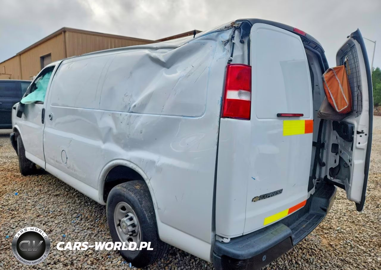 2022 Chevrolet Express G2500 VIN:1GCWGAFP8N1253519 - 2