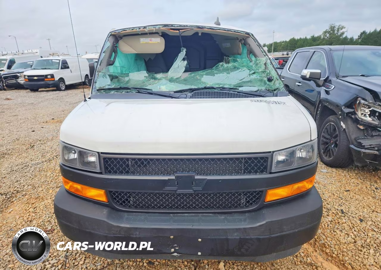 2022 Chevrolet Express G2500 VIN:1GCWGAFP8N1253519 - 5