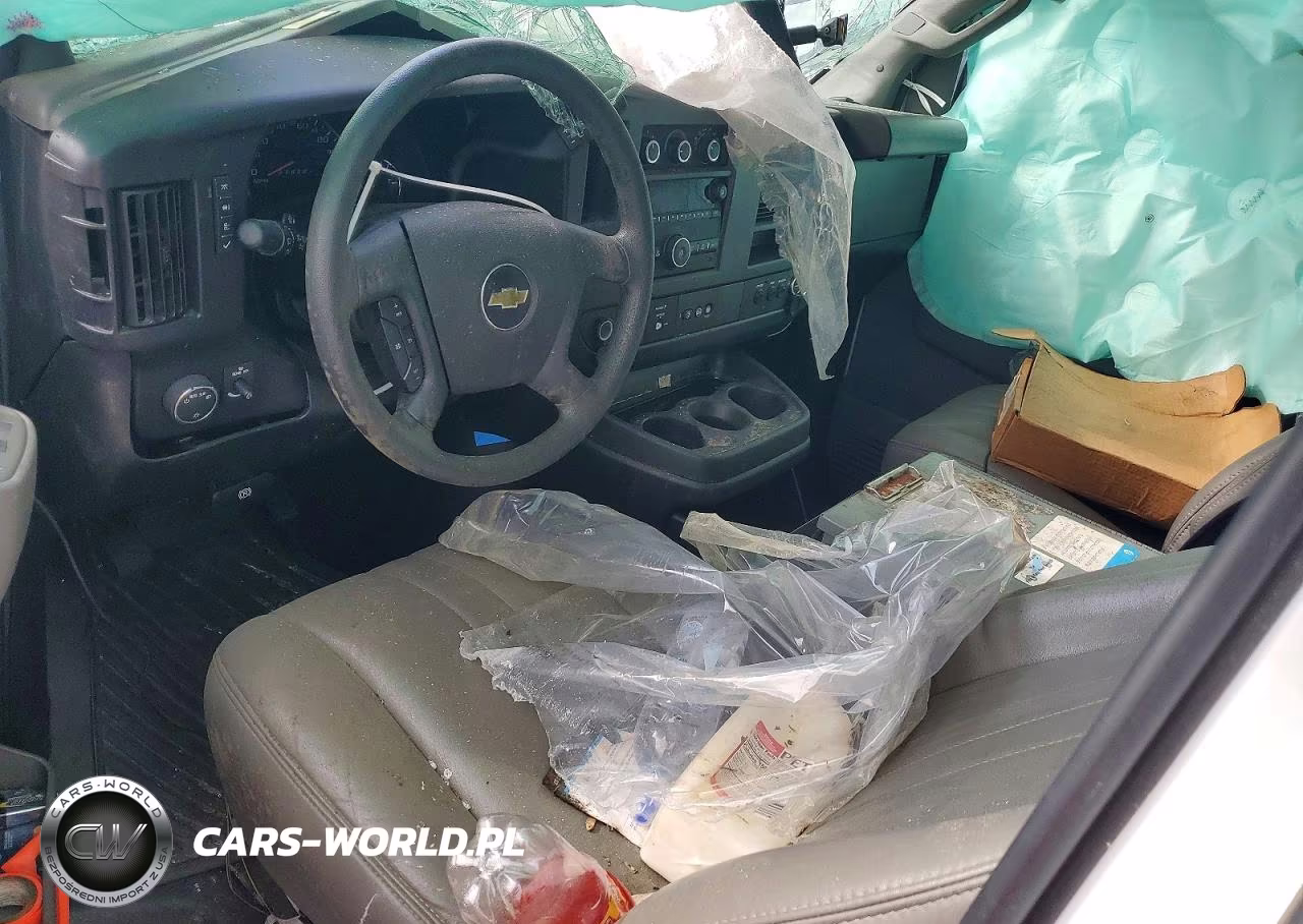 2022 Chevrolet Express G2500 VIN:1GCWGAFP8N1253519 - 8