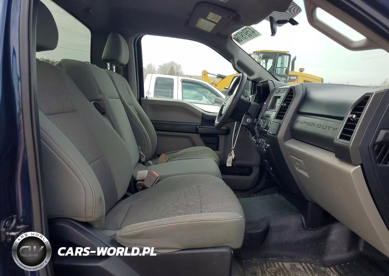 2018 Ford F250 Super Duty VIN:1FTBF2B68JEC48697 - 10