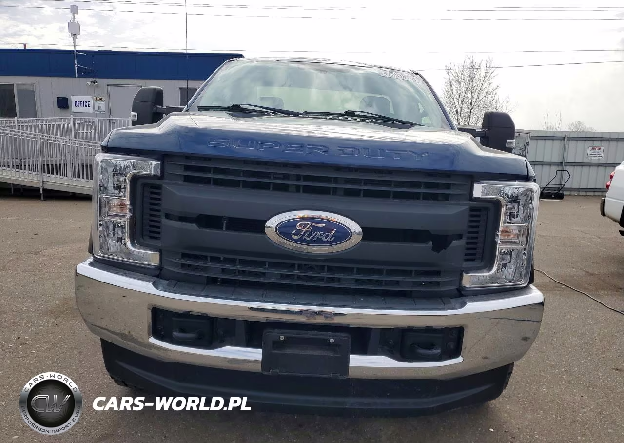 2018 Ford F250 Super Duty VIN:1FTBF2B68JEC48697 - 5