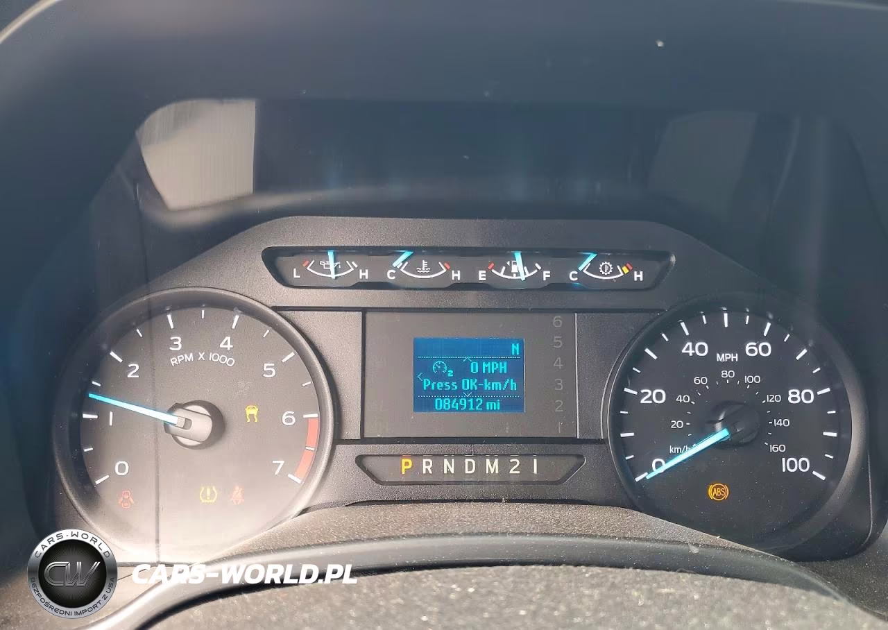 2018 Ford F250 Super Duty VIN:1FTBF2B68JEC48697 - 9