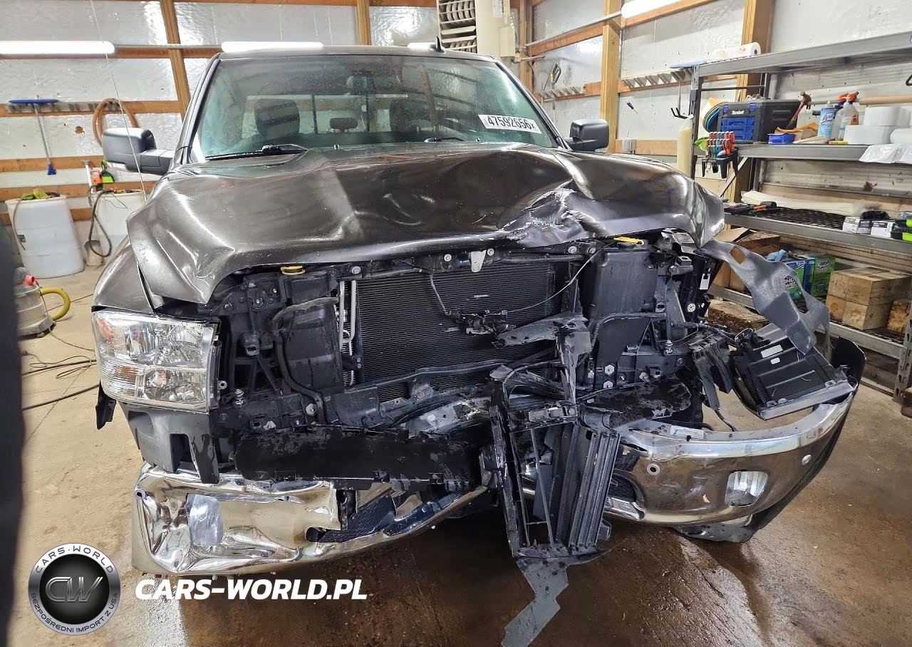 2018 Ram 1500 Slt VIN:3C6RR7LT1JG135682 - 5