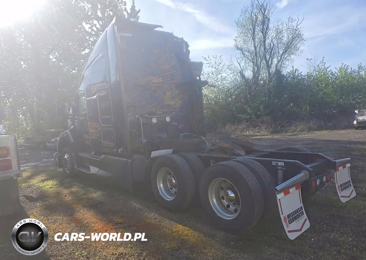 2024 Kenworth T680 Semi Truck VIN:1XKYD49X8RJ337722 - 3