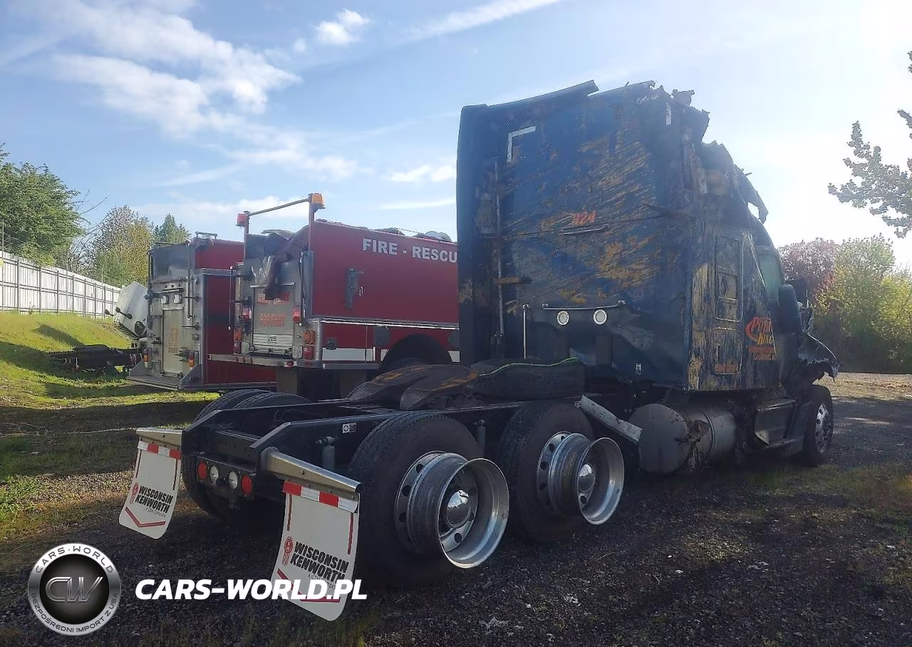 2024 Kenworth T680 Semi Truck VIN:1XKYD49X8RJ337722 - 4