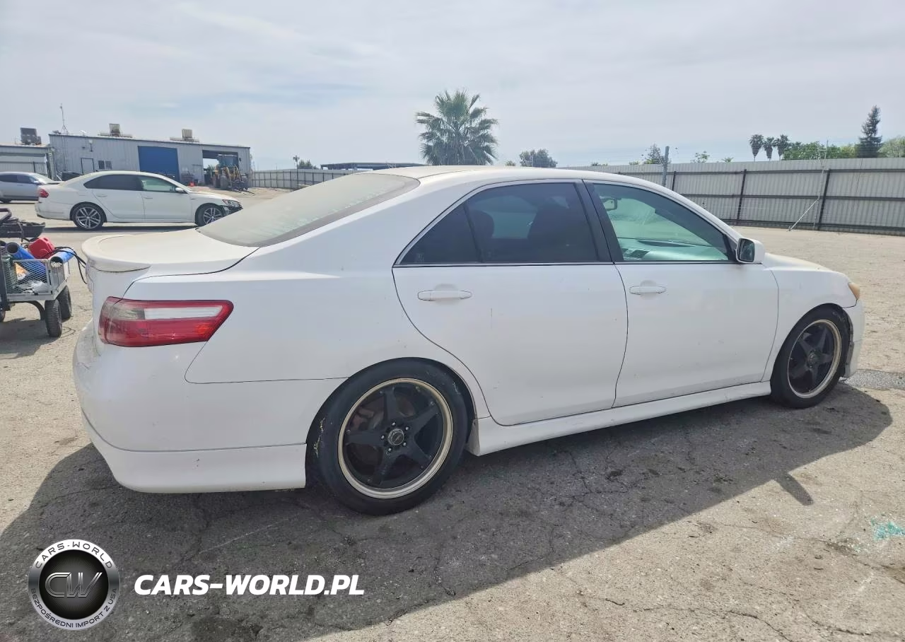 2007 Toyota Camry Se V6 VIN:4T1BK46KX7U527853 - 3