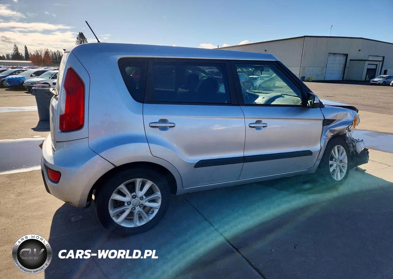 2012 Kia Soul + VIN:KNDJT2A69C7384589 - 3