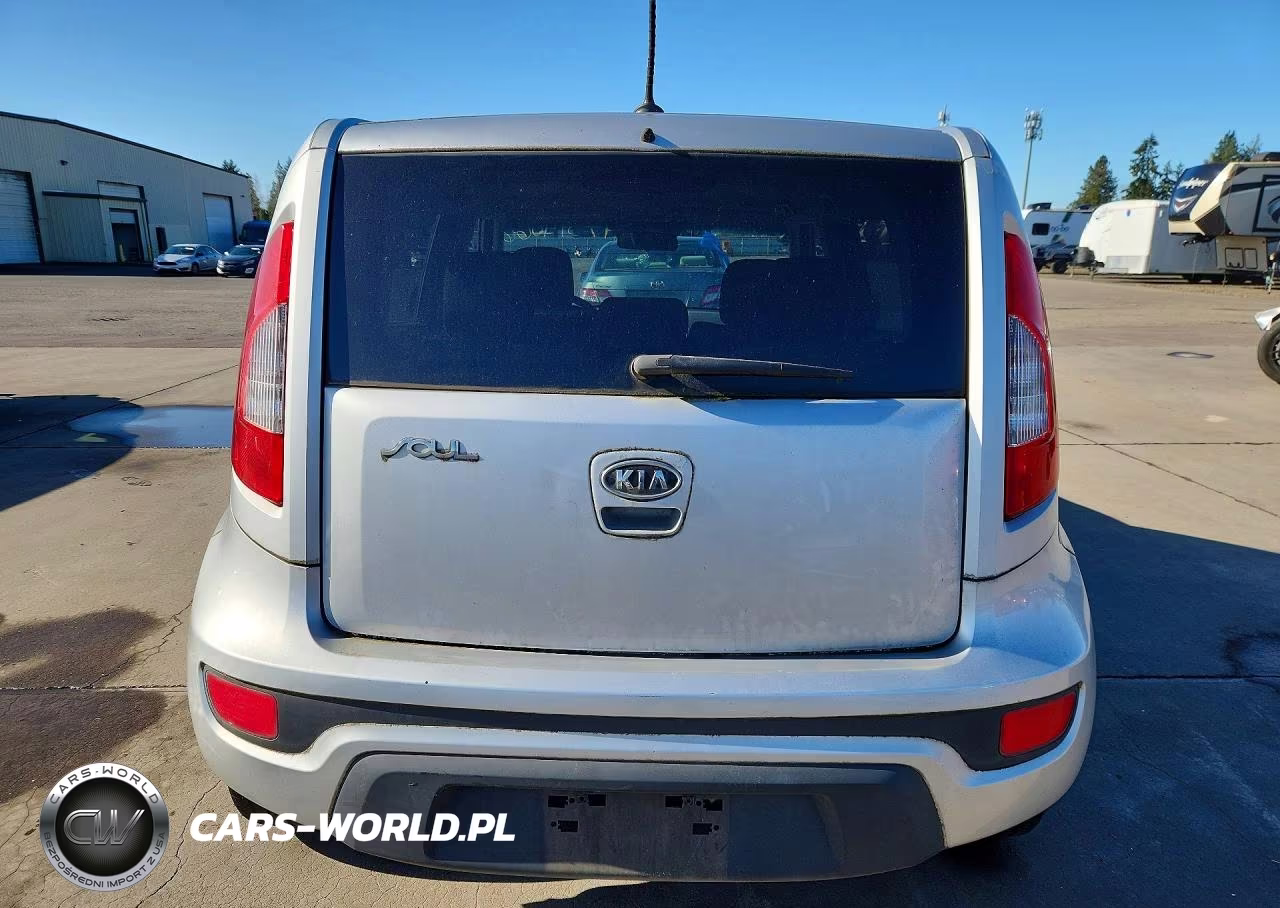 2012 Kia Soul + VIN:KNDJT2A69C7384589 - 6