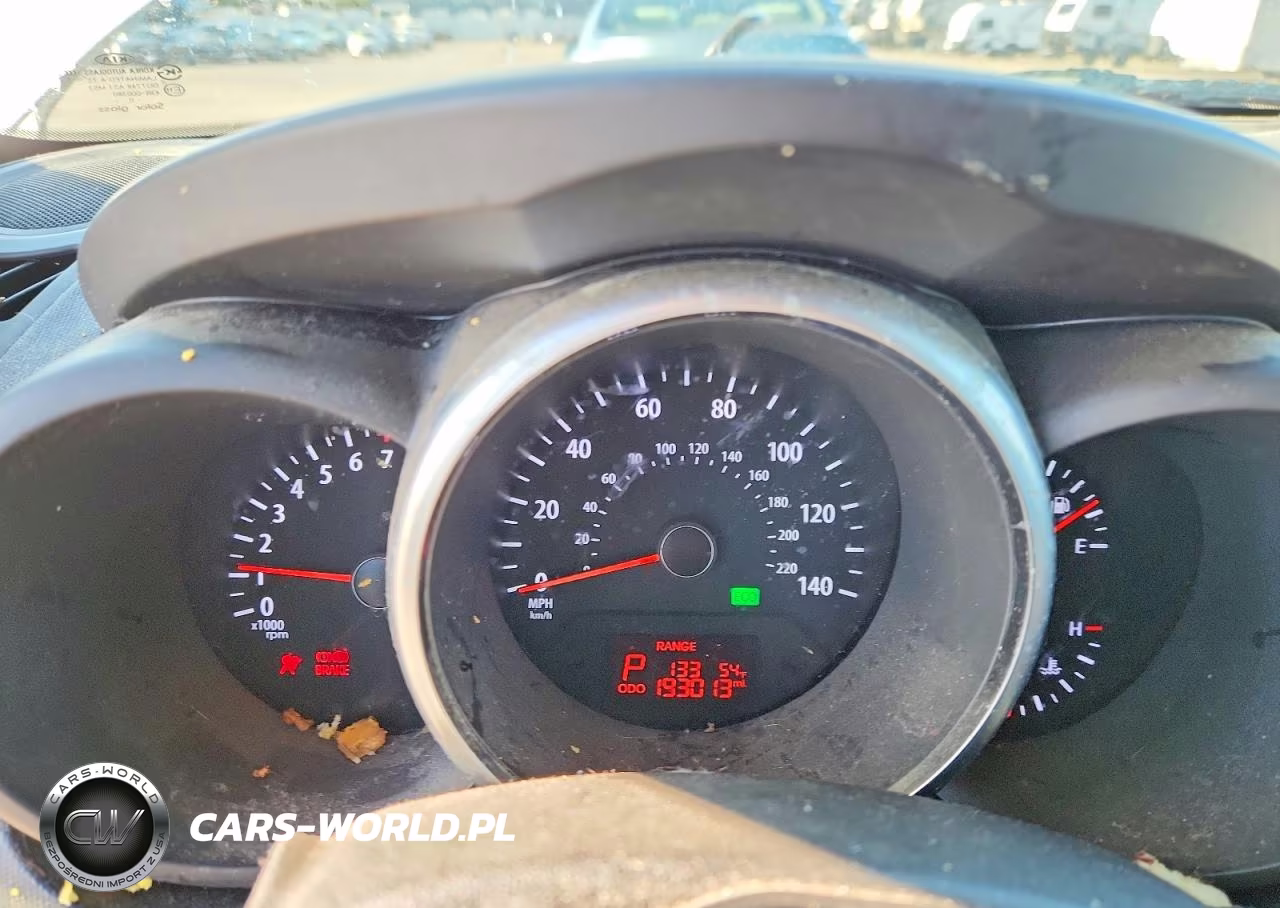 2012 Kia Soul + VIN:KNDJT2A69C7384589 - 9