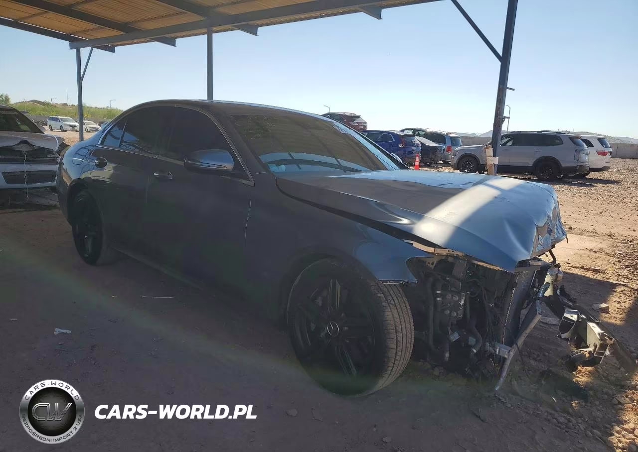 2018 Mercedes-Benz E 300 VIN:WDDZF4JBXJA325298 - 4