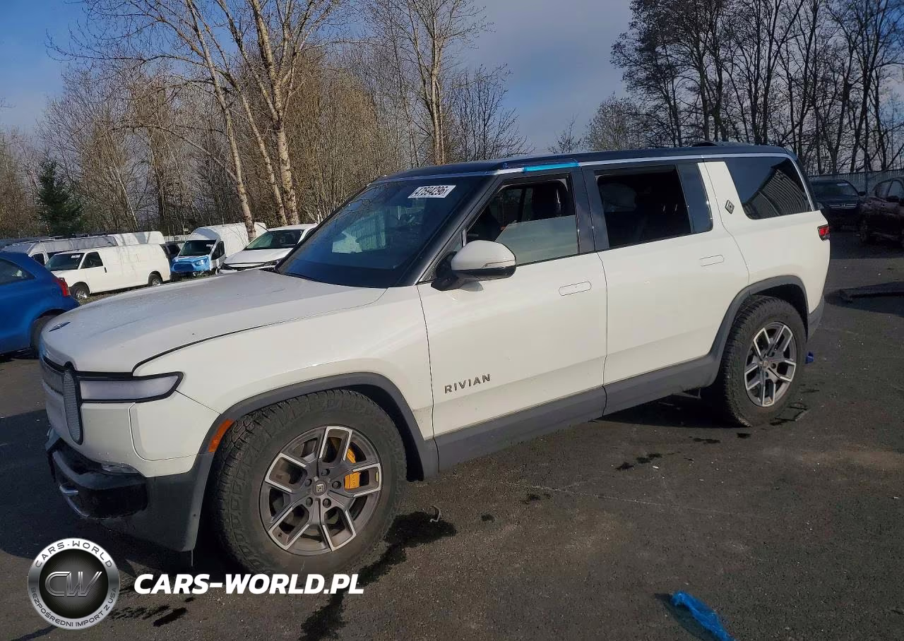 2023 Rivian R1S Adventure