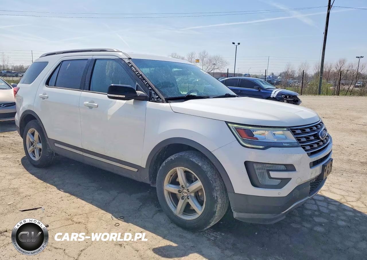 2017 Ford Explorer Xlt VIN:1FM5K8D88HGA37648 - 4