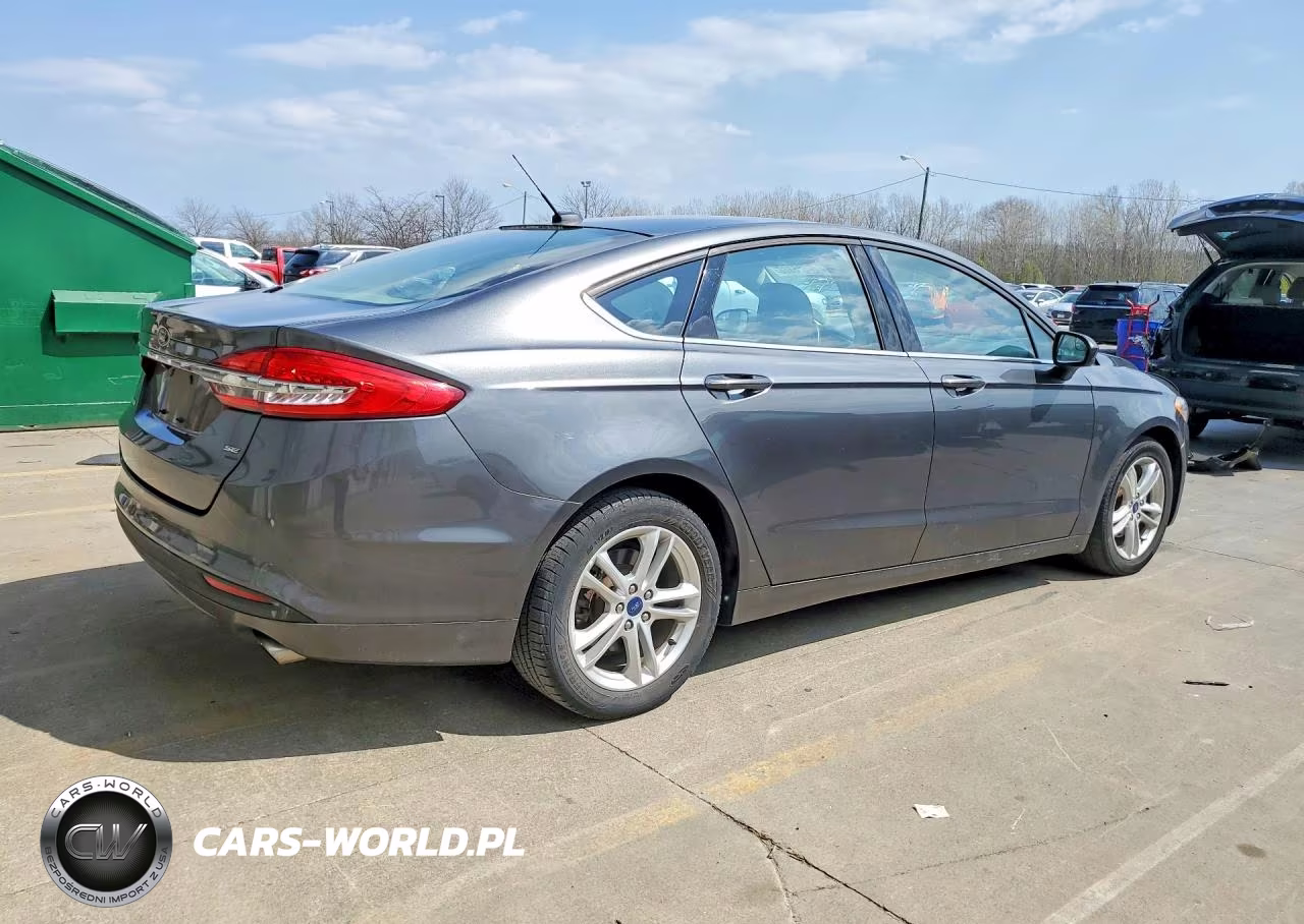 2018 Ford Fusion VIN:3FA6P0H79JR194848 - 3