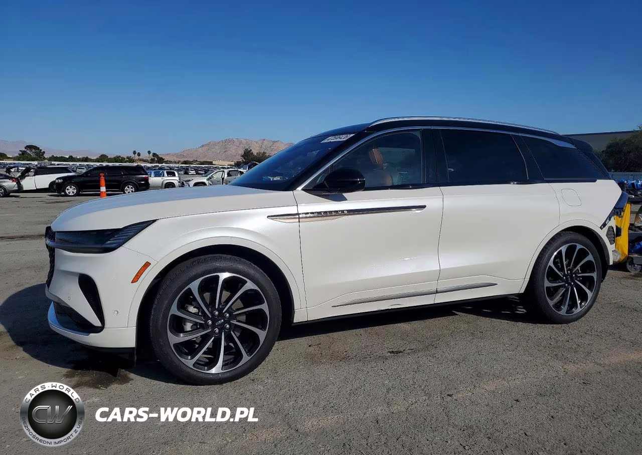 2024 Lincoln Nautilus Black Label – zdjęcie 1 z 14