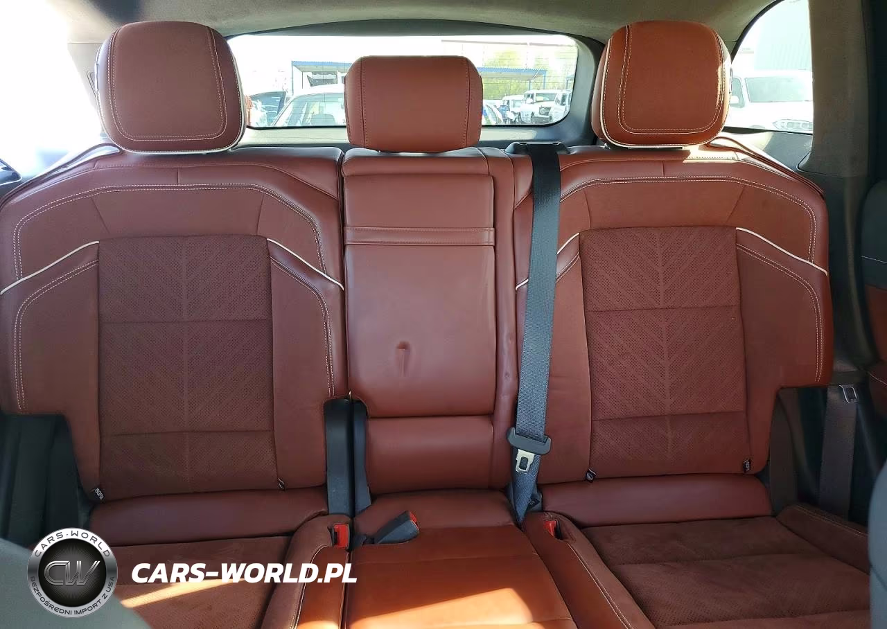 2024 Lincoln Nautilus Black Label VIN:5LMPJ9JA0RJ815189 - 10