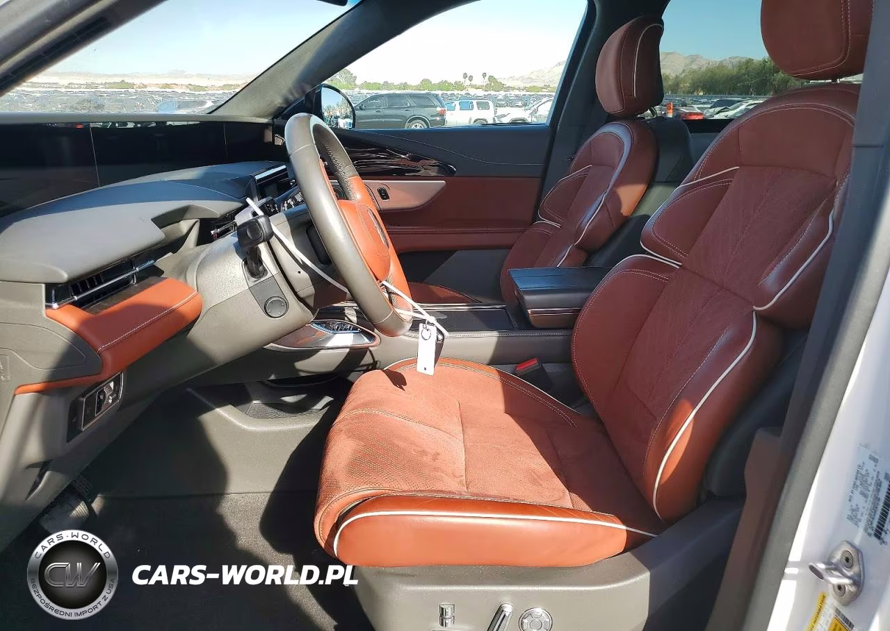 2024 Lincoln Nautilus Black Label VIN:5LMPJ9JA0RJ815189 - 7