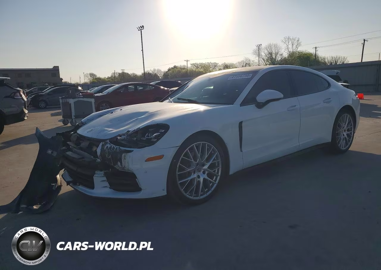 2020 Porsche Panamera Base