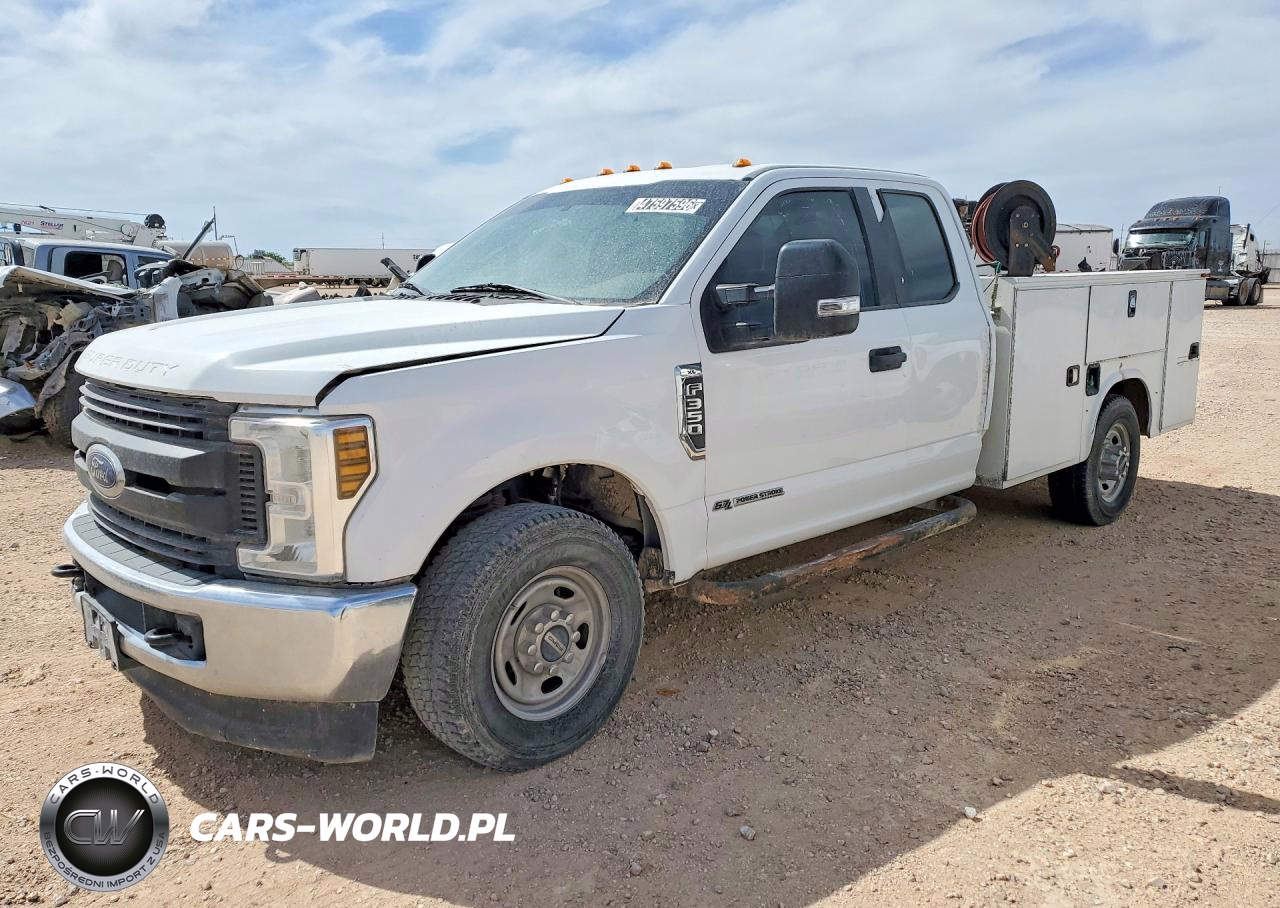 2019 Ford F350 Super Duty Utility - Service Truck