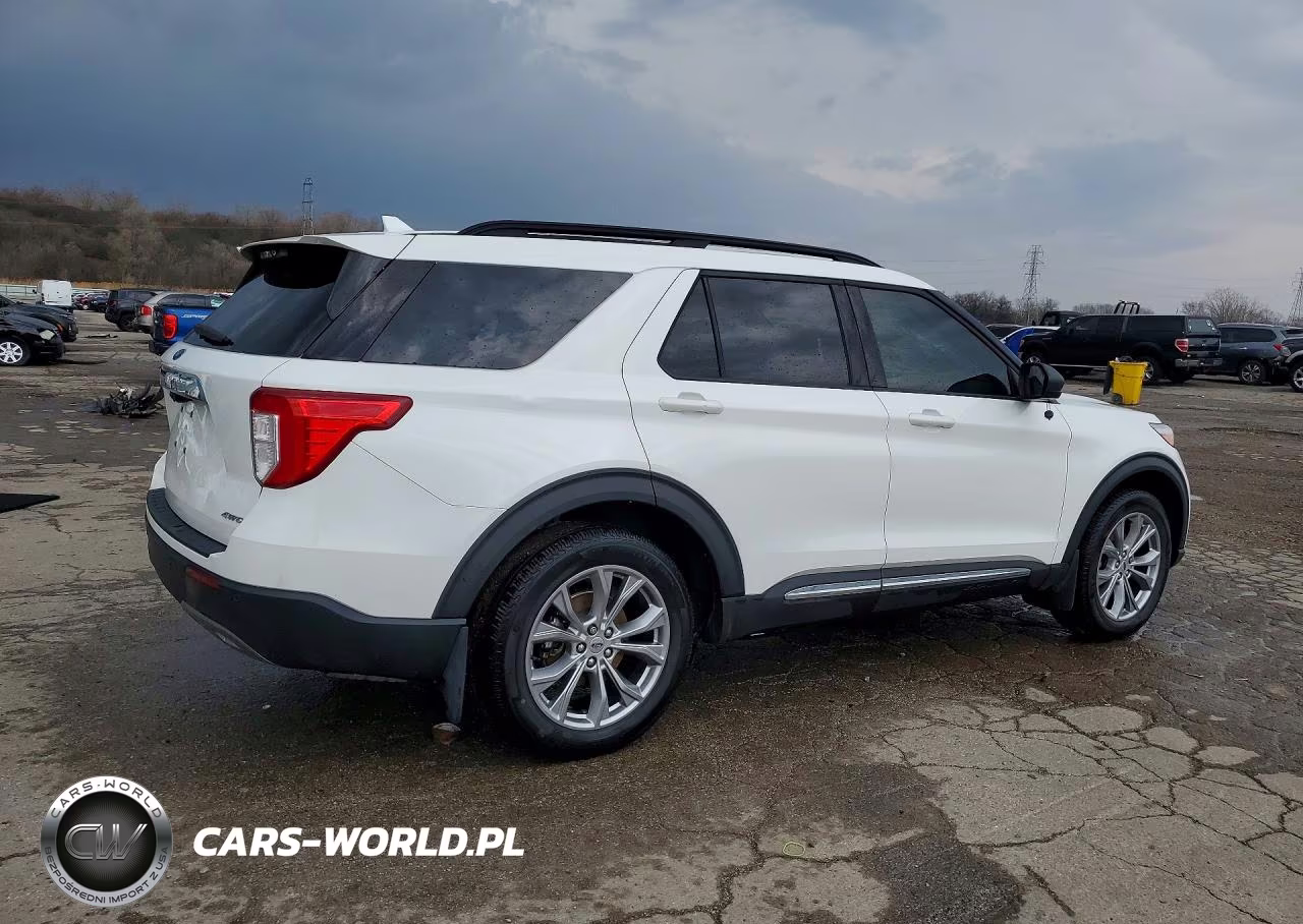 2022 Ford Explorer Xlt VIN:1FMSK8DH7NGA67299 - 3