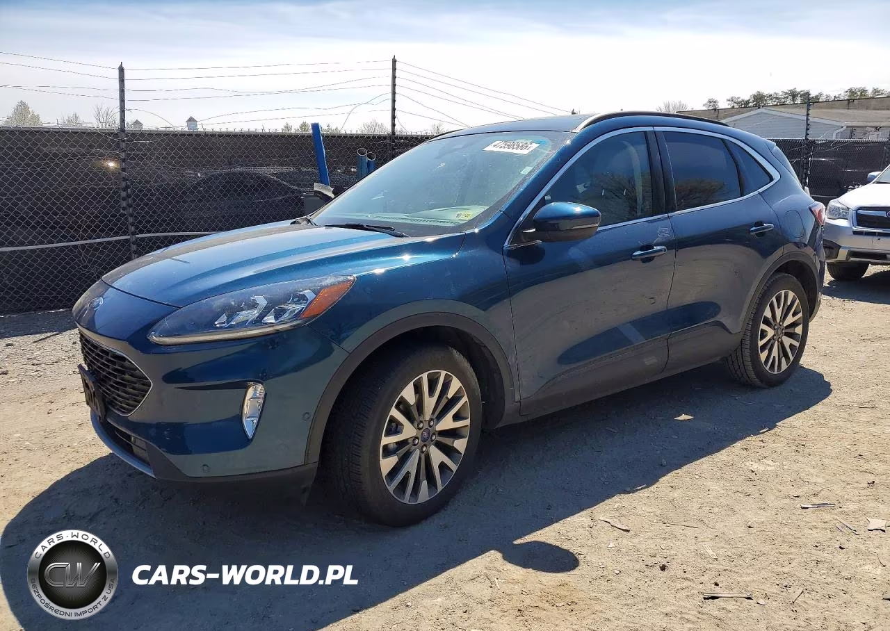 2020 Ford Escape Titanium