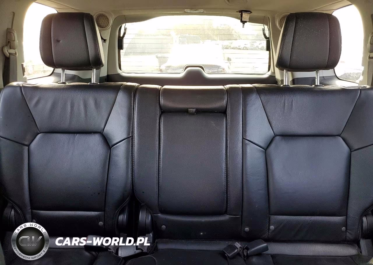 2012 Honda Pilot Touring VIN:5FNYF4H97CB044241 - 10