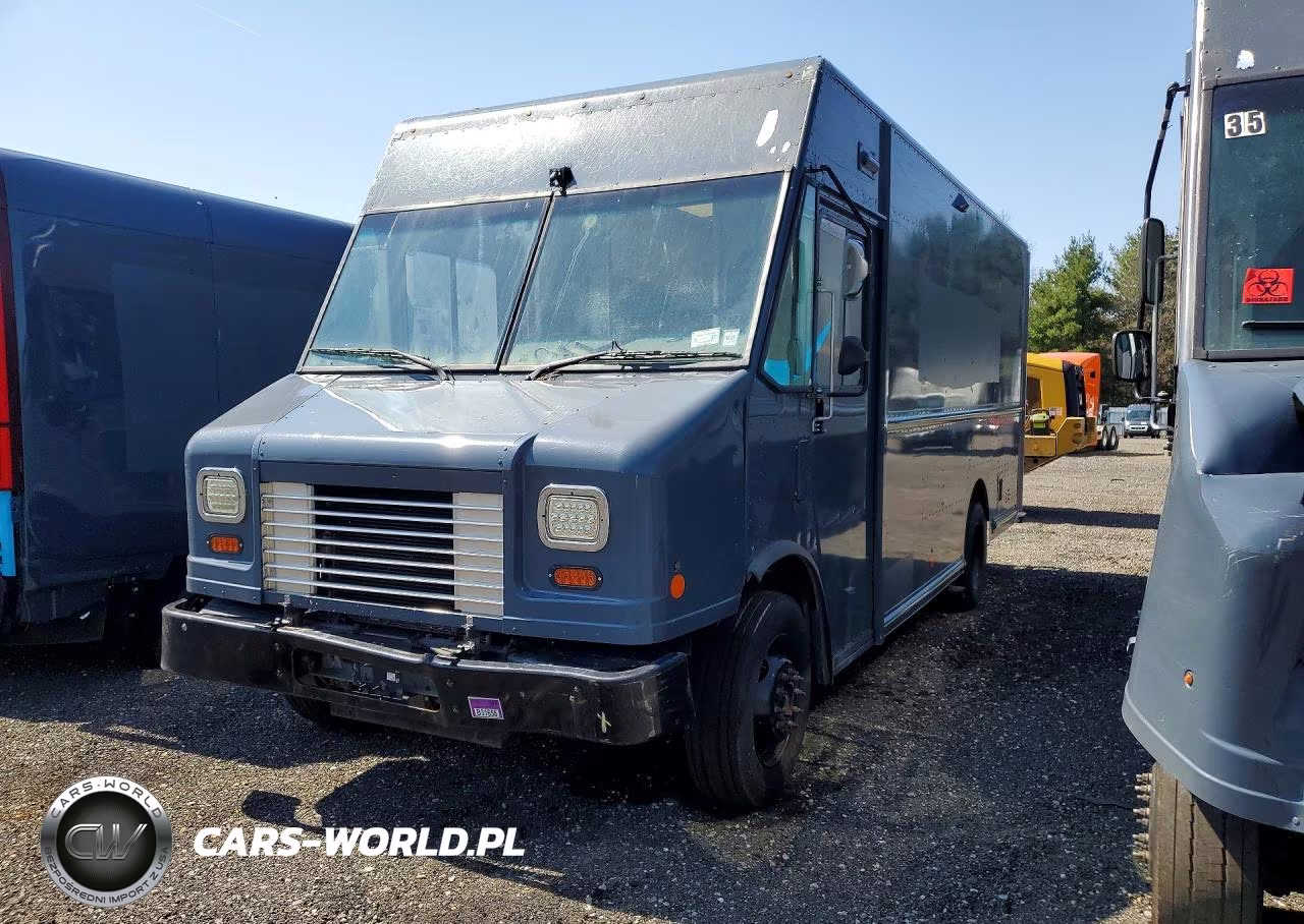 2020 Ford F59 Delivery Truck