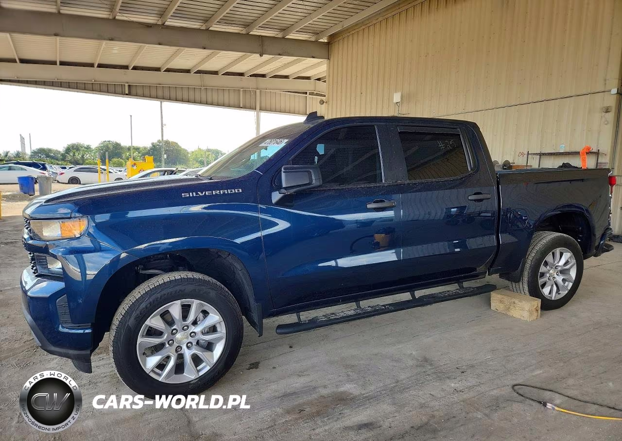 2020 Chevrolet Silverado C1500 Custom