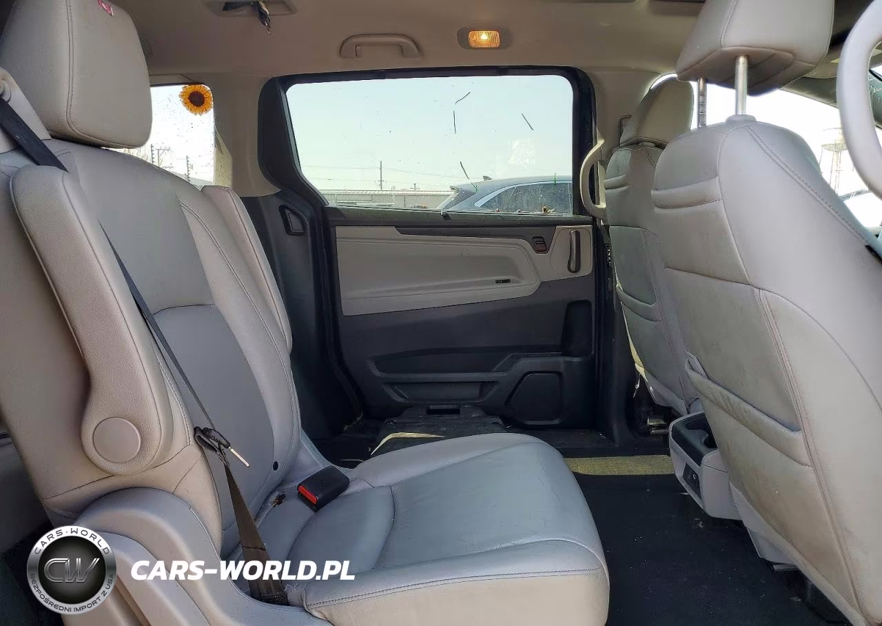 2024 Honda Odyssey Touring VIN:5FNRL6H88RB026713 - 11
