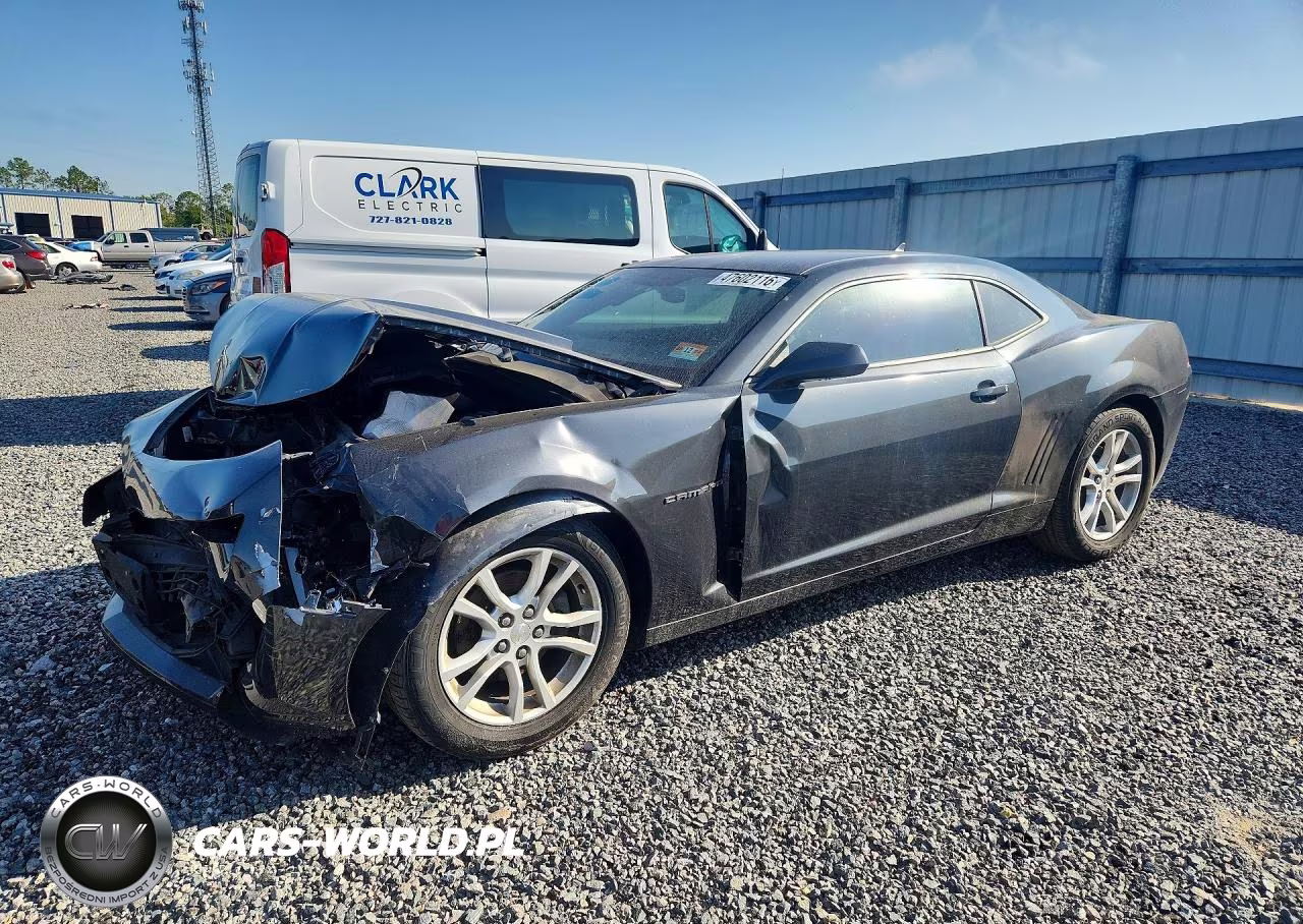 2015 Chevrolet Camaro Ls – zdjęcie 1 z 12