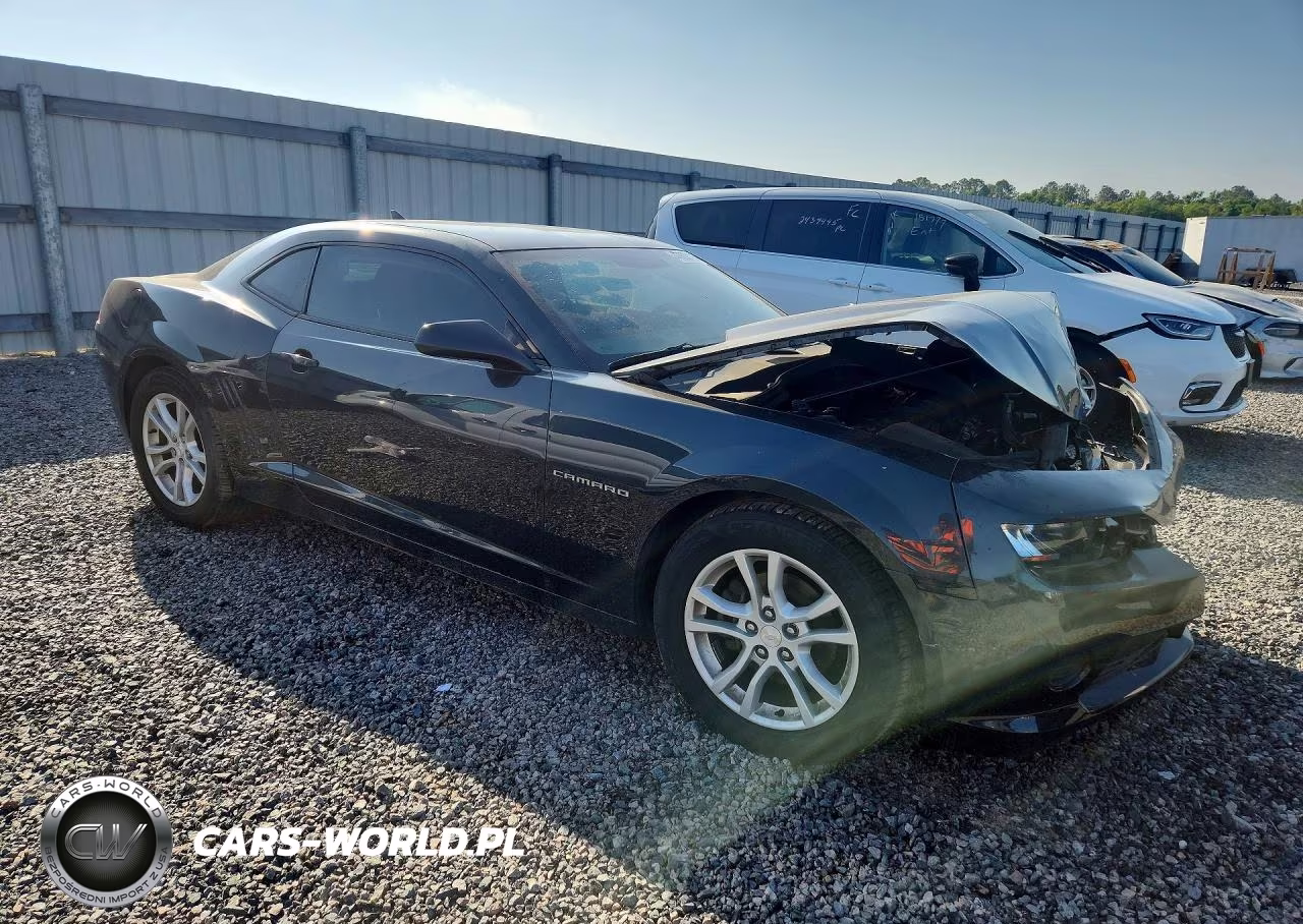 2015 Chevrolet Camaro Ls VIN:2G1FB1E35F9300041 - 4